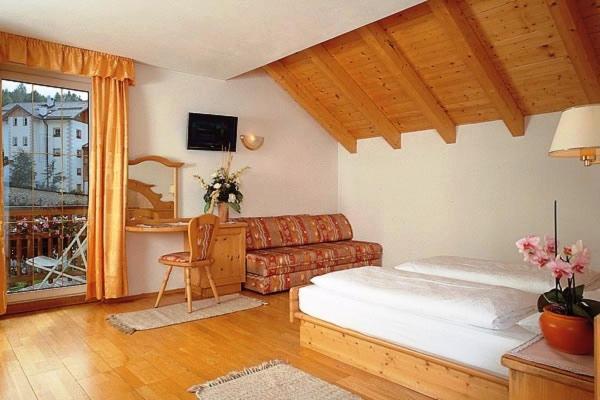 Hotel San Leonardo Μπαντία Δωμάτιο φωτογραφία